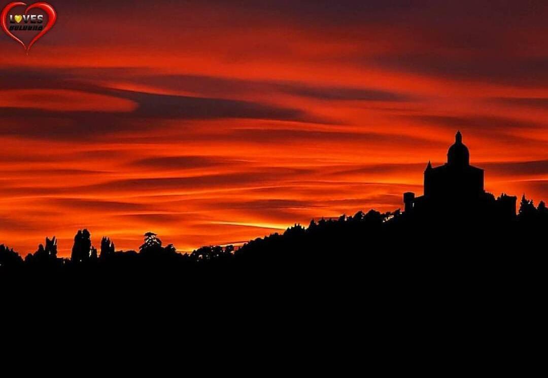 Апартаменты La Finestra Su San Luca Болонья Экстерьер фото